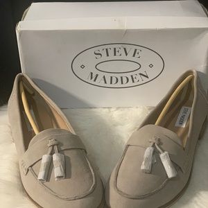 NWT STEVE MADDEN LOAFERS / FLATS WOMEN SIZE 11